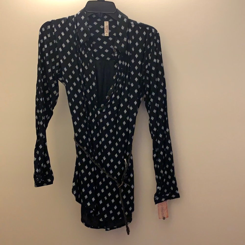 Mudd 3/4 Button Down Blouse NWT‎ Junior Small